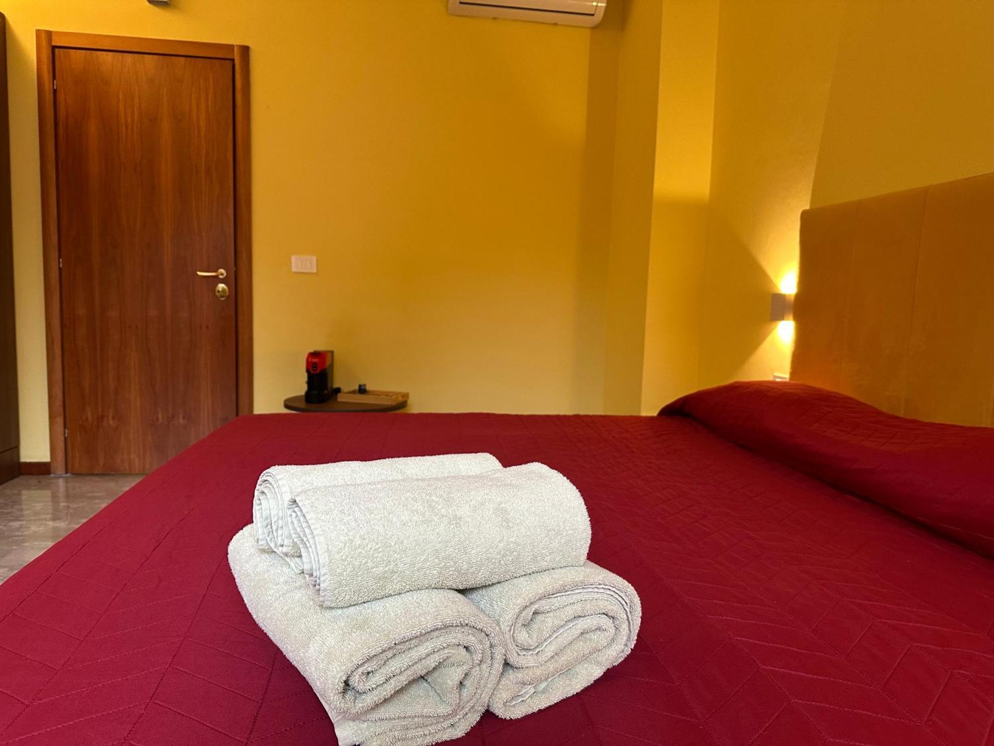 Cconforthotels Murat Garden * Bari